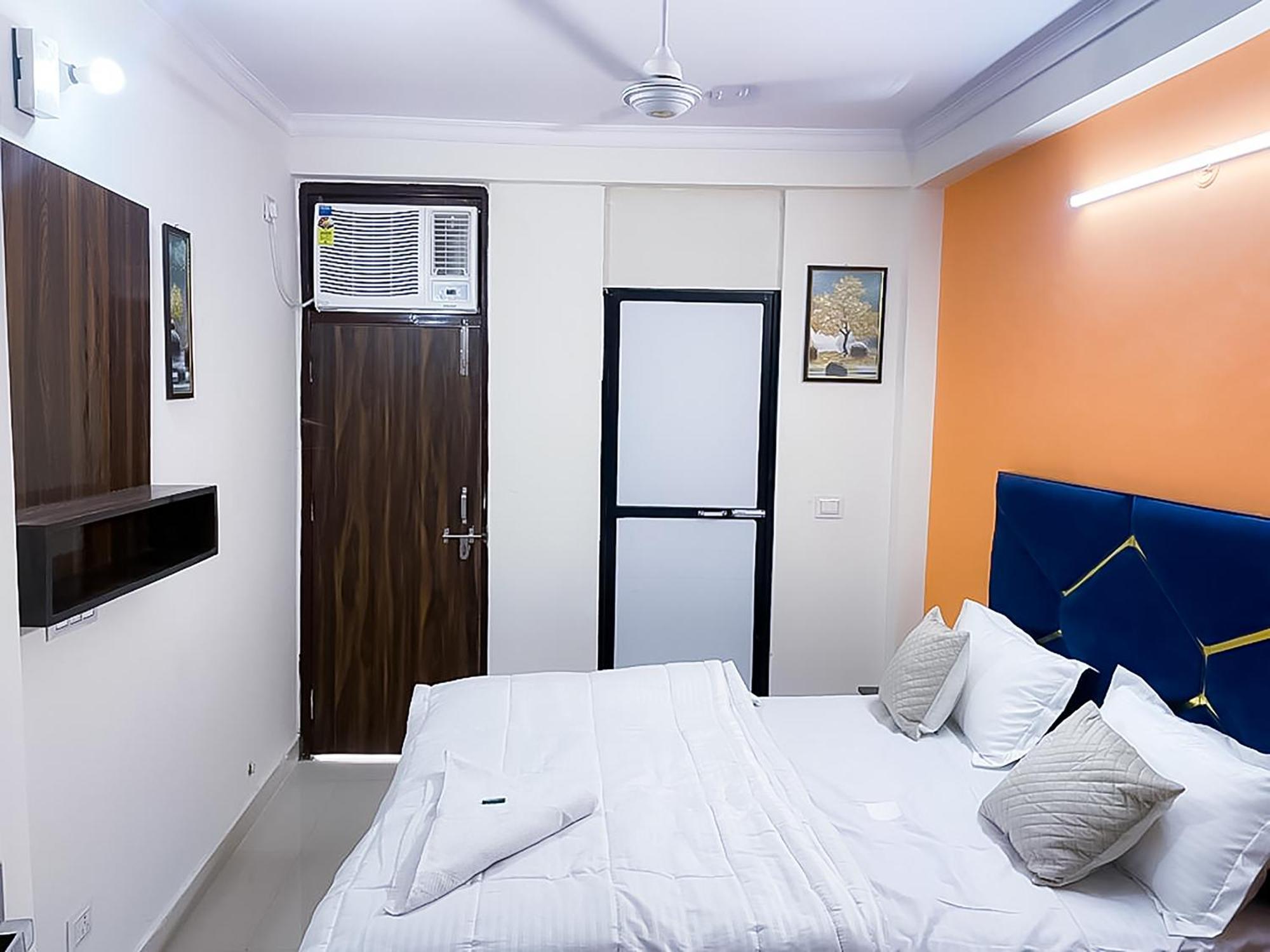 Roomshala 123 Happy Homes- Near Saket Metro New Delhi Buitenkant foto